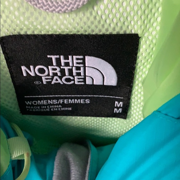 Cute North Face Turquoise & lime green rain jacket - Picture 3 of 4